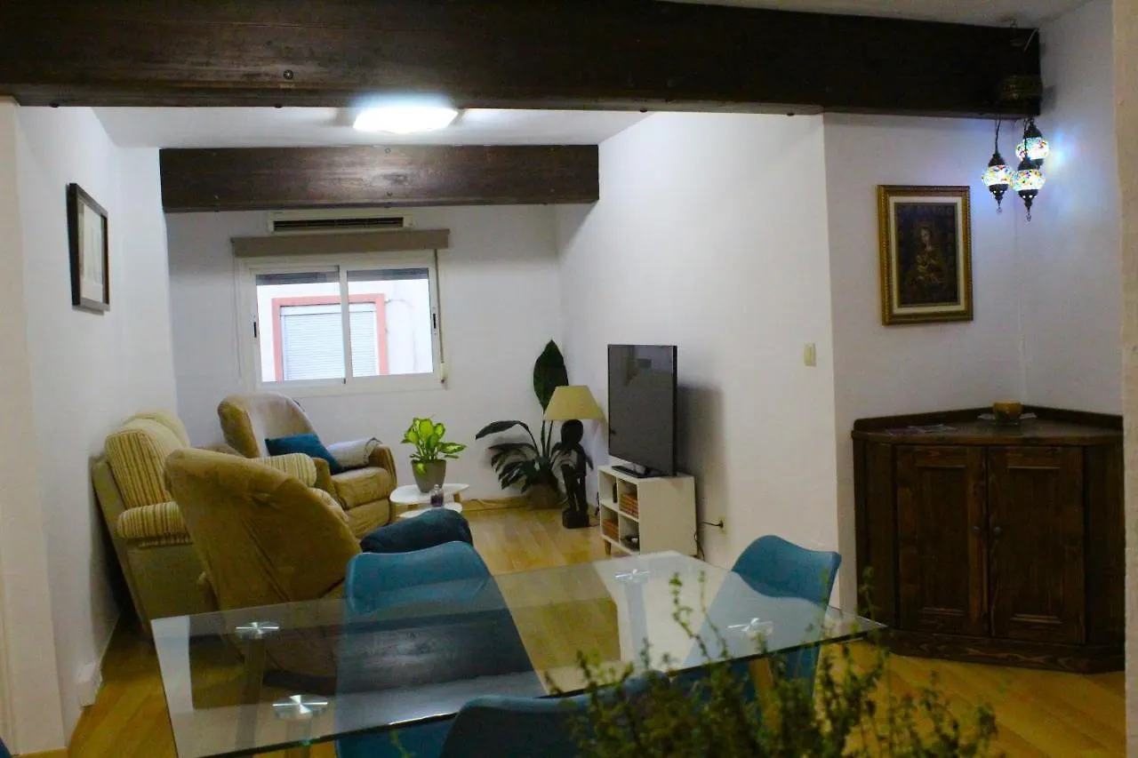 Al Pie Del Camarin Con Parking Gratis Apartment Jaen